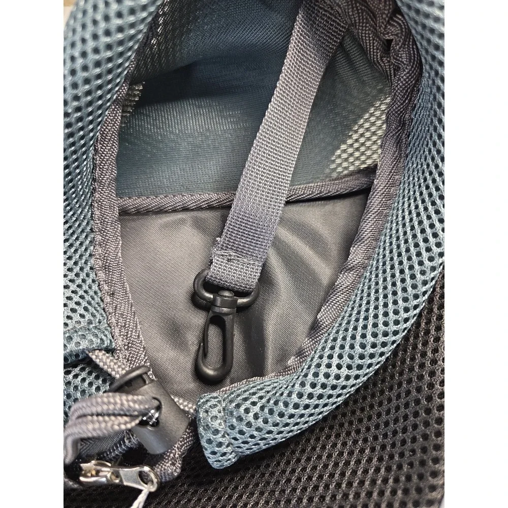 NWT YUDODO Medium Pet Sling Carrier - Hands-Free Mesh Dog/Cat Shoulder Bag